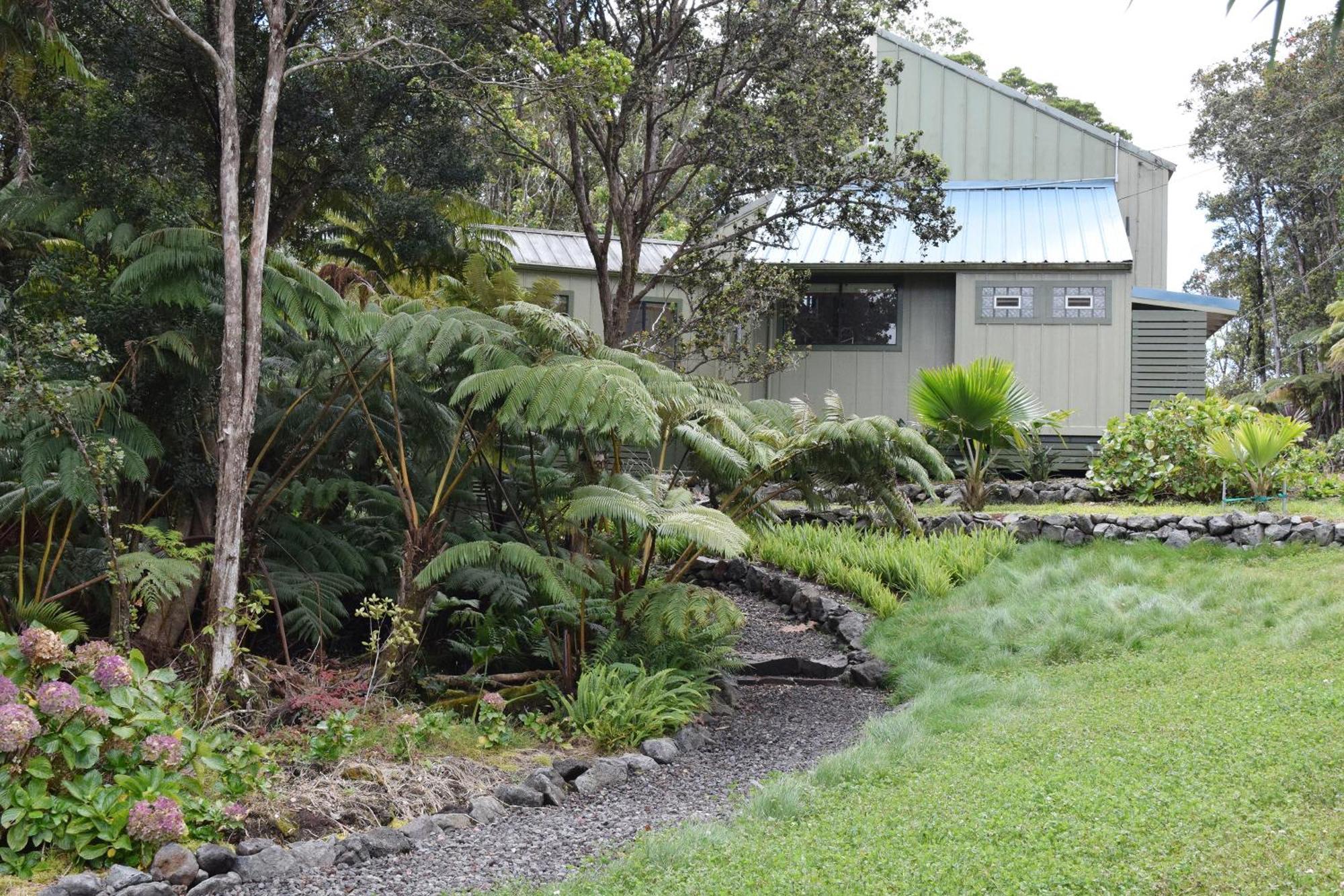 Hale Ho'Okipa Villa Volcano Exterior photo